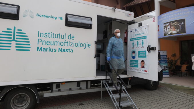 Programul de screening pentru tuberculoza ajunge la Constanța. FOTO Screening TB
