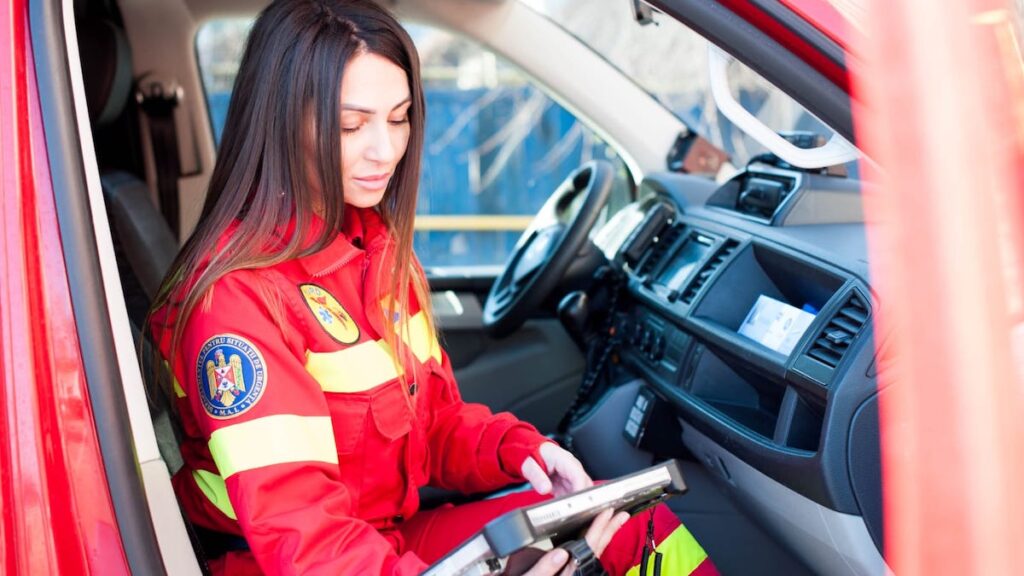 Alina Cristea, paramedic voluntar la SMURD Galați. FOTO ISU Galați