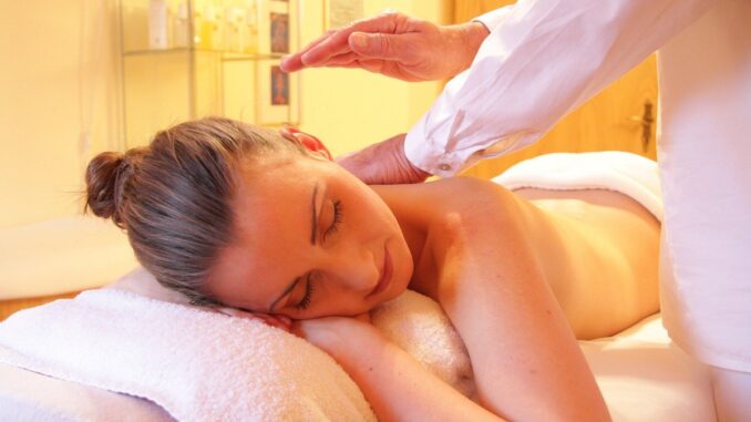 Masaj la SPA. FOTO rhythmuswege Masaj la SPA. FOTO rhythmuswege