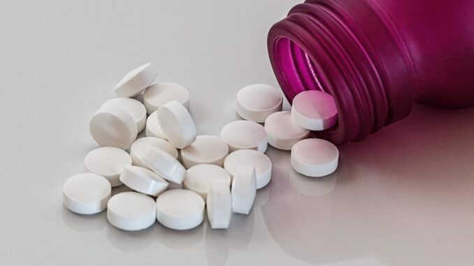 pills-384846_1280