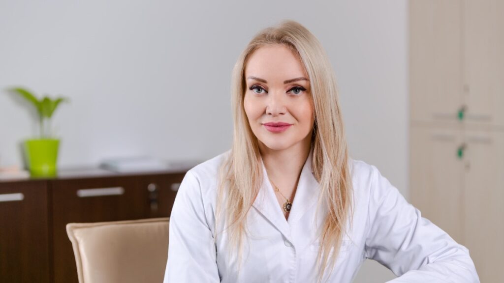 Dr. Corina Burcuț, Policlinica OCH