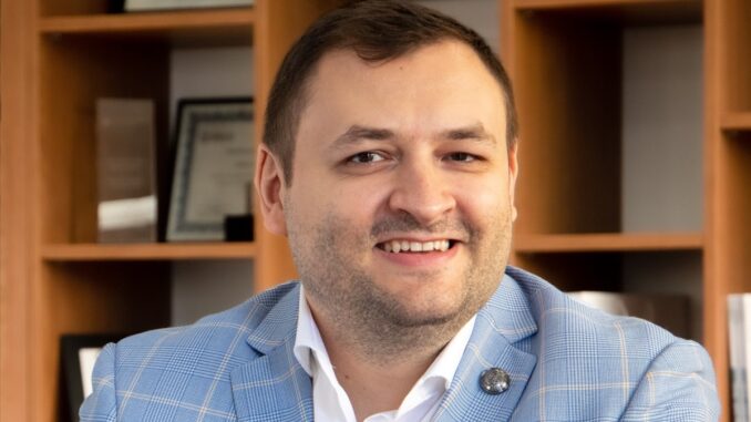 Dr Ionut Leahu. jpg